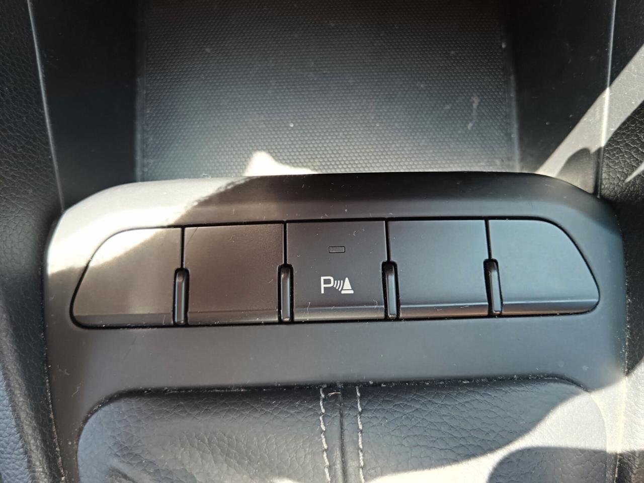 Kia Stonic 1.2 DPI 84CV RETROCAMERA CARPLAY