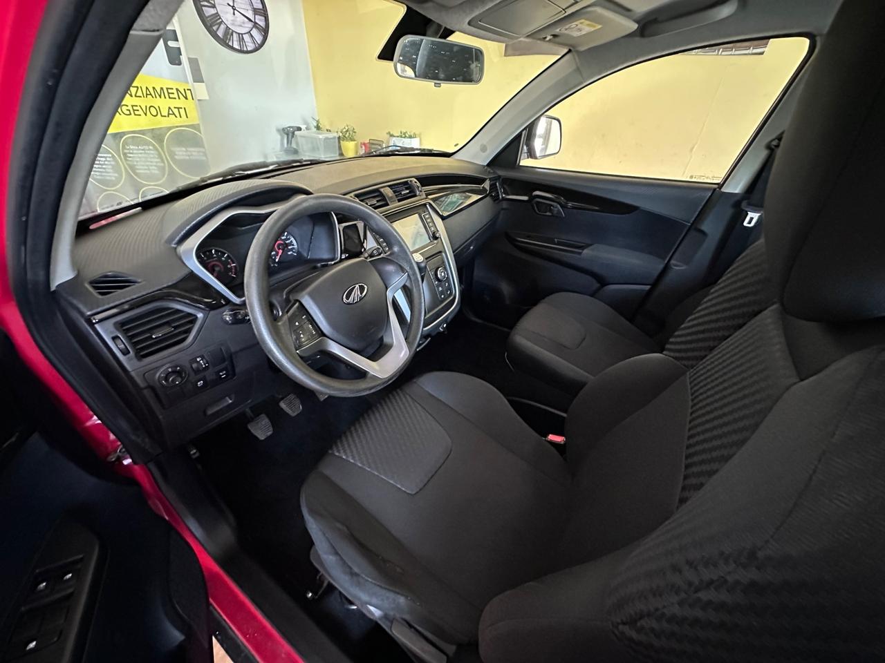 Mahindra KUV100 1.2 VVT K8