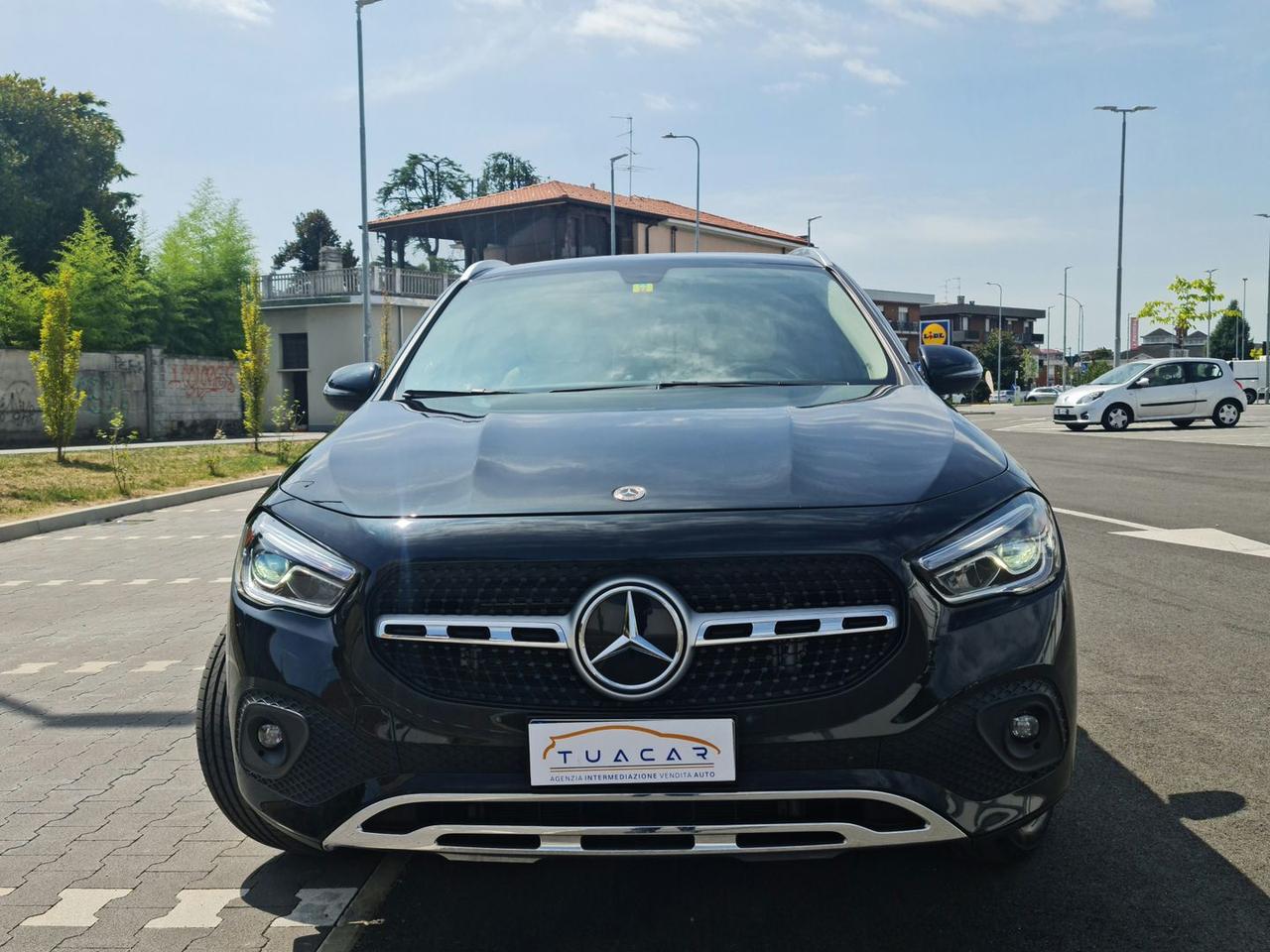 Mercedes-Benz CLA 250 PREMIUM #6265