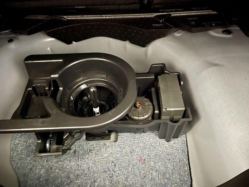 Jeep Avenger 1.2 turbo e-hybrid mhev Summit fwd 110cv edct6 - KM0