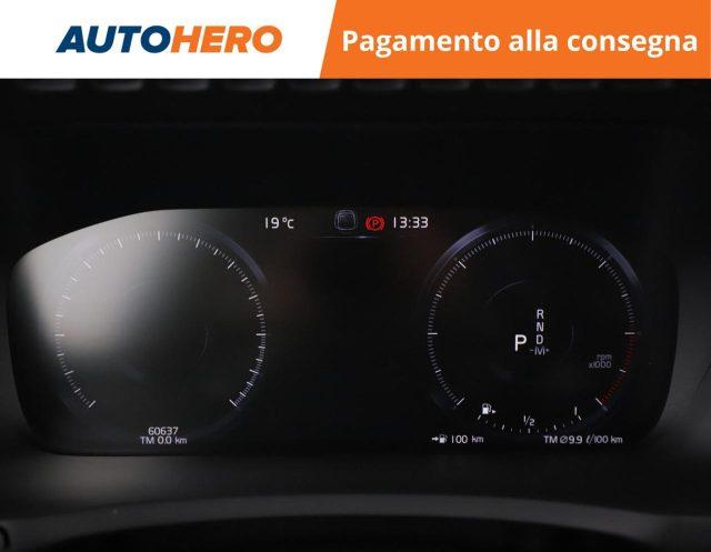 VOLVO XC90 B5 (d) AWD Geartronic 7 posti Momentum Pro
