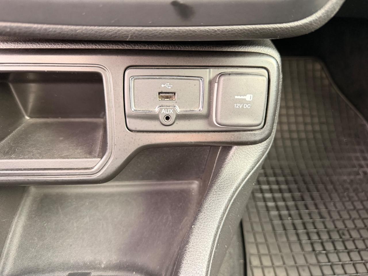 Jeep Renegade 1.6 Mjt 120CV Full Led Car play