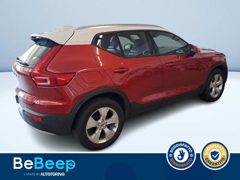 Volvo XC40 2.0 D4 MOMENTUM AWD GEARTRONIC