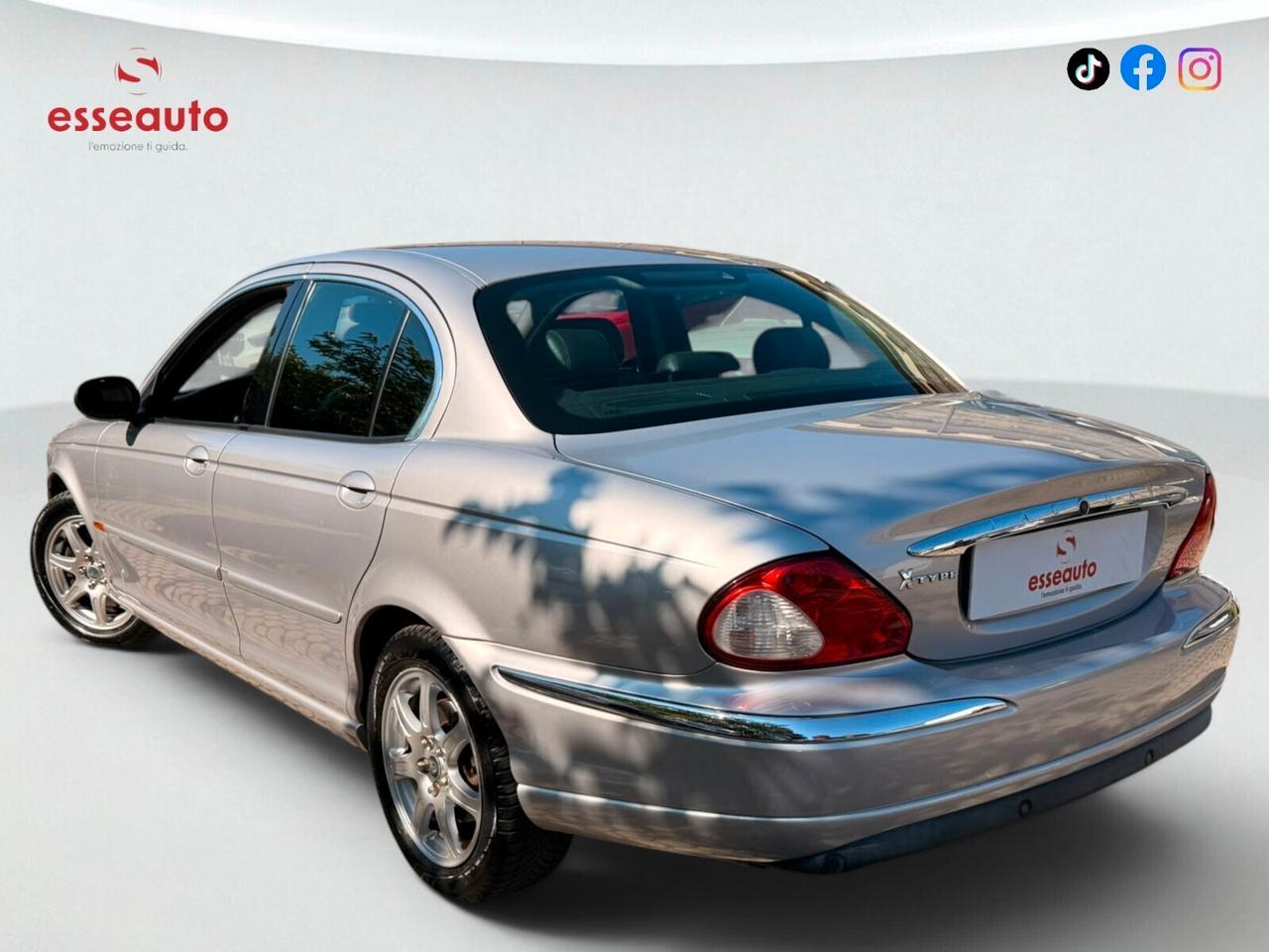 Jaguar X-Type 2 litri V6 24V cat