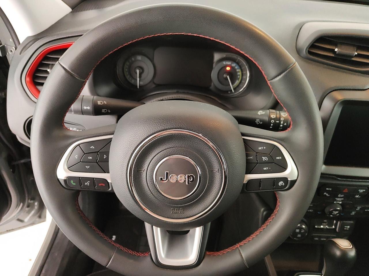 Jeep Renegade 1.3 T4 240CV PHEV 4xe AT6 Trailhawk