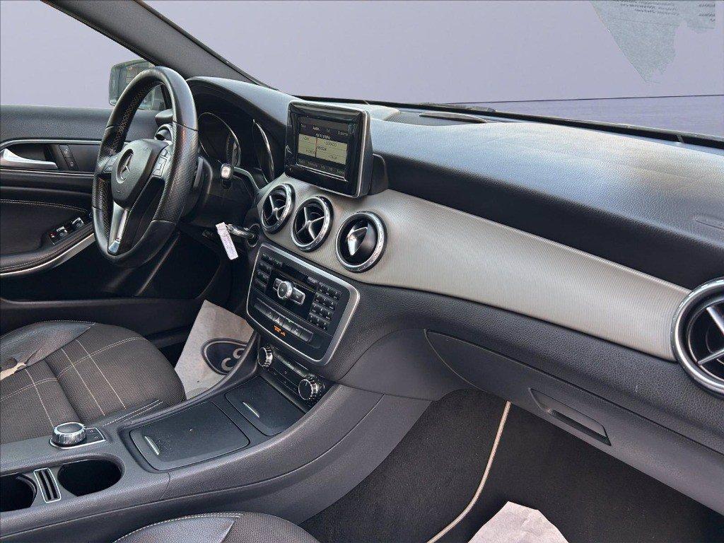MERCEDES GLA 200 d (cdi) Executive 4matic auto del 2015