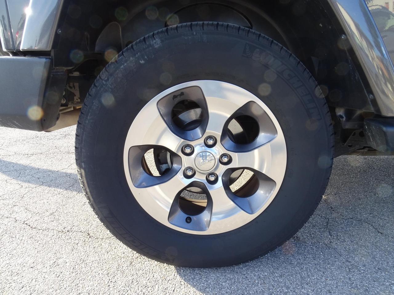 Jeep Wrangler 2.8 CRD DPF Sahara 4x4 automatic