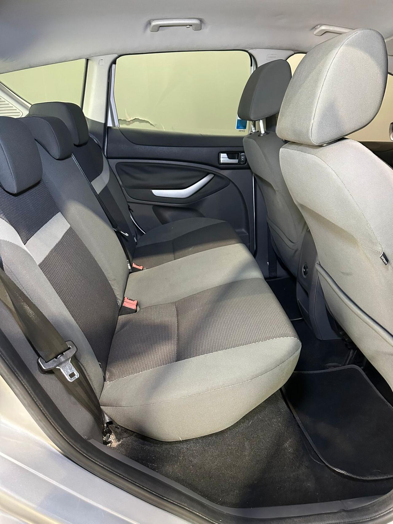 Ford Kuga 2.0 TDCi 140 CV 2WD Titanium DPF