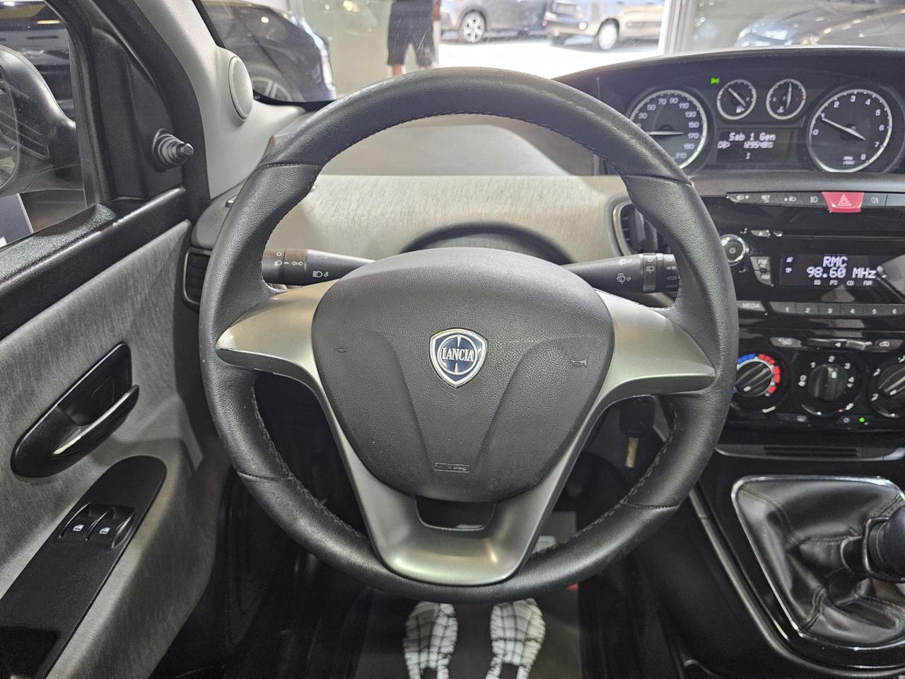 Lancia Ypsilon 1.2 GPL 69cv