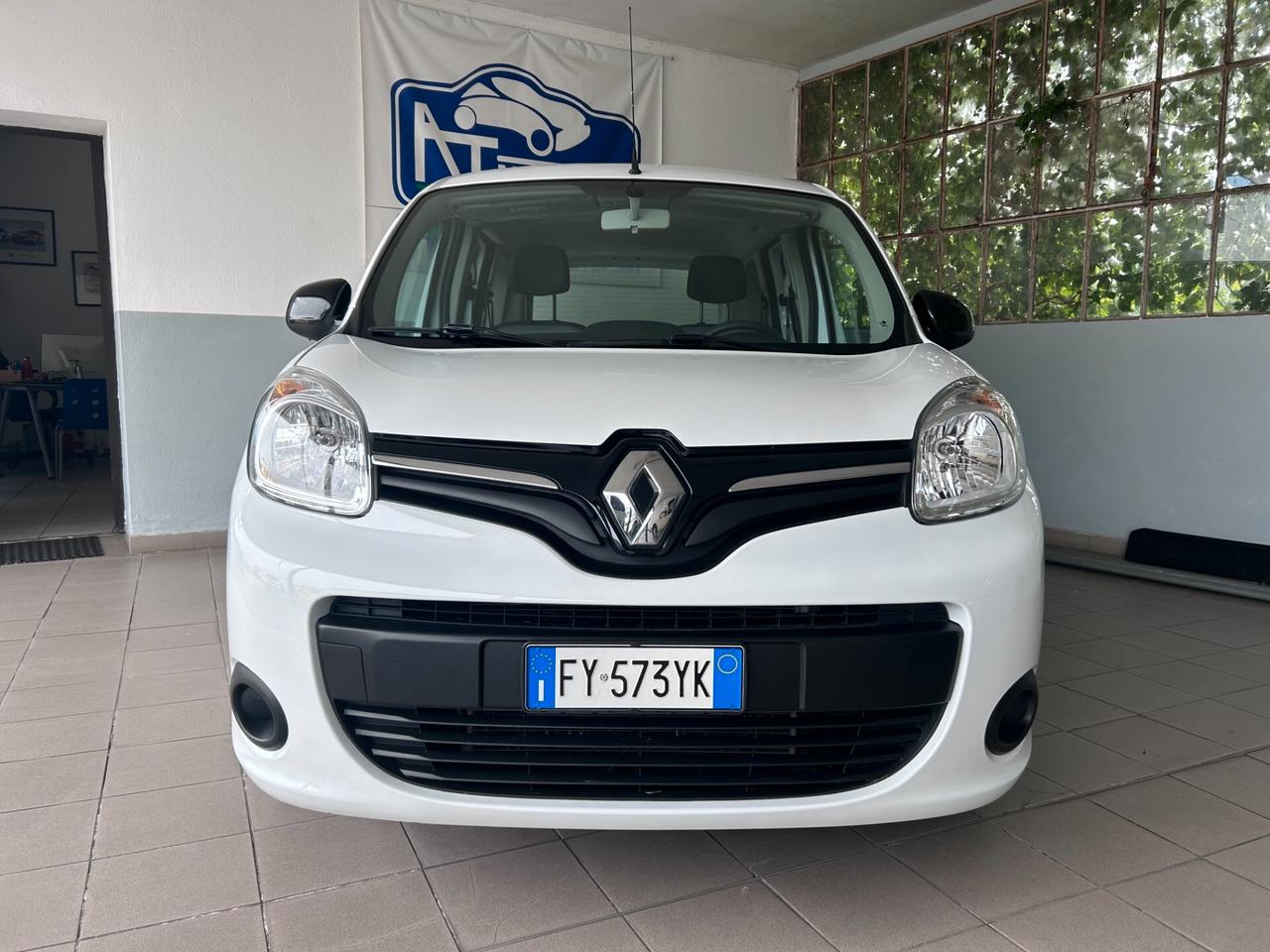 Renault Kangoo Blue dCi 95CV 5 porte 5 POSTI , VETTURA,FATTURABILE IVA