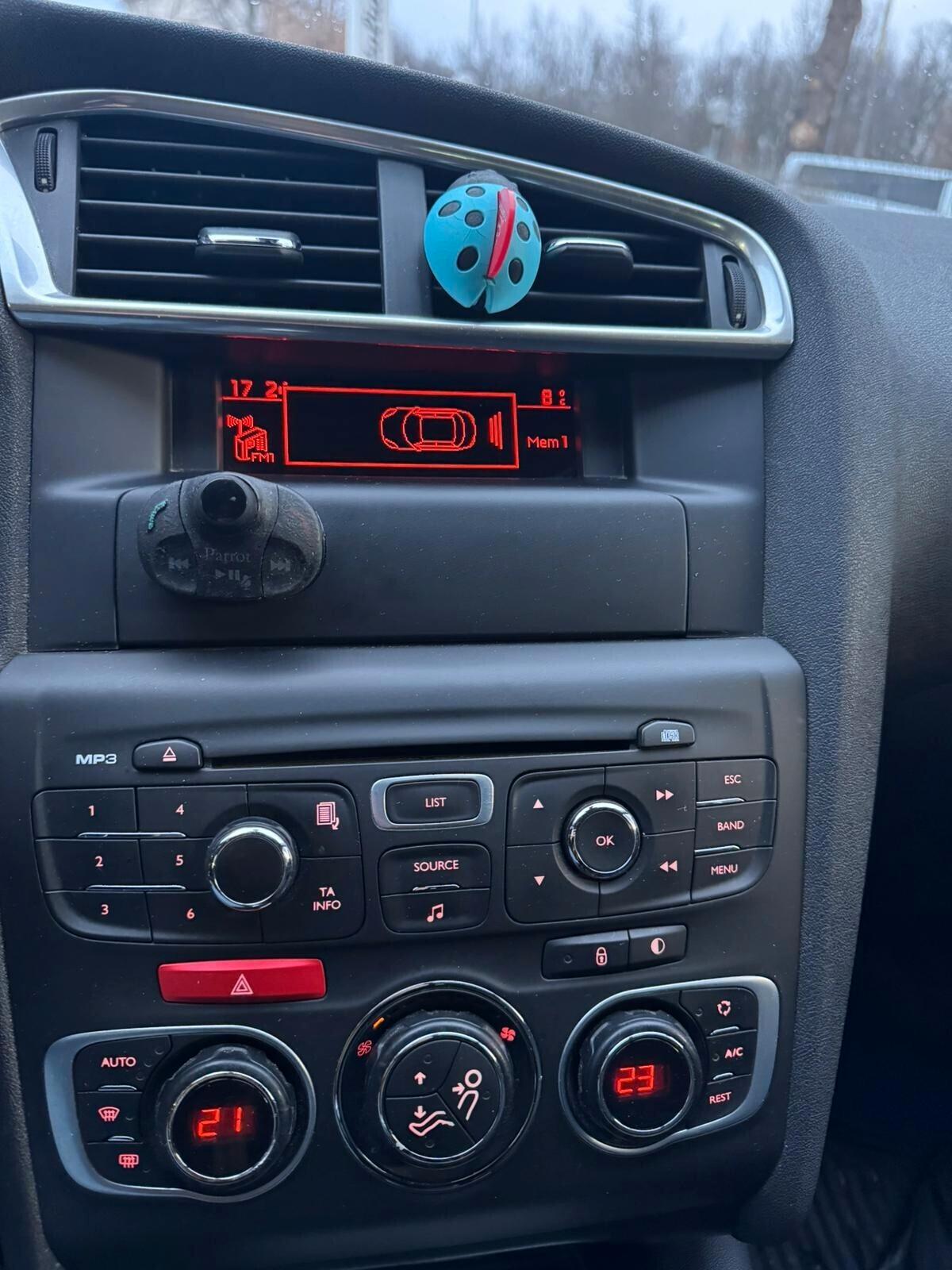 CITROEN C4 1.6 112CV 2012