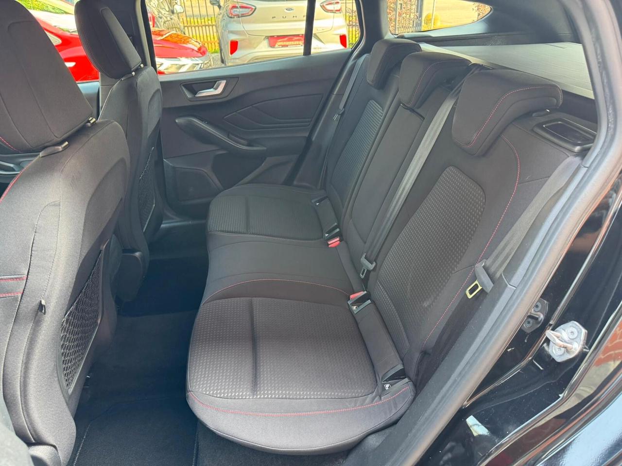 Ford Focus 1.0 EcoBoost 125 CV automatico SW ST-Line