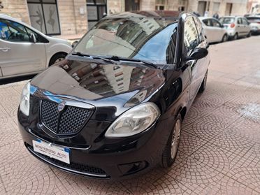 Lancia Ypsilon 1.3 MJT 75 CV MomoDesign-Euro4690