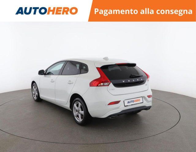 VOLVO V40 D2 Geartronic Momentum