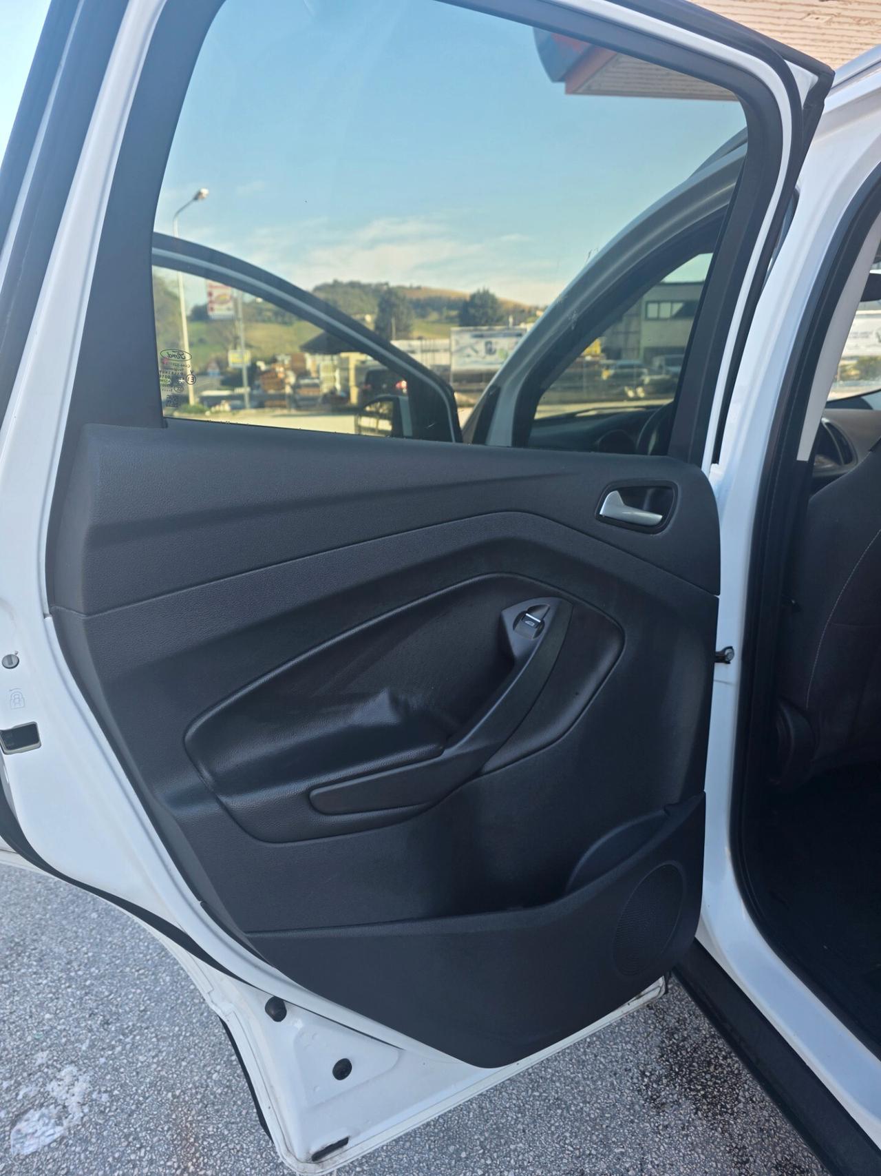 Ford Kuga Titanium km certificati