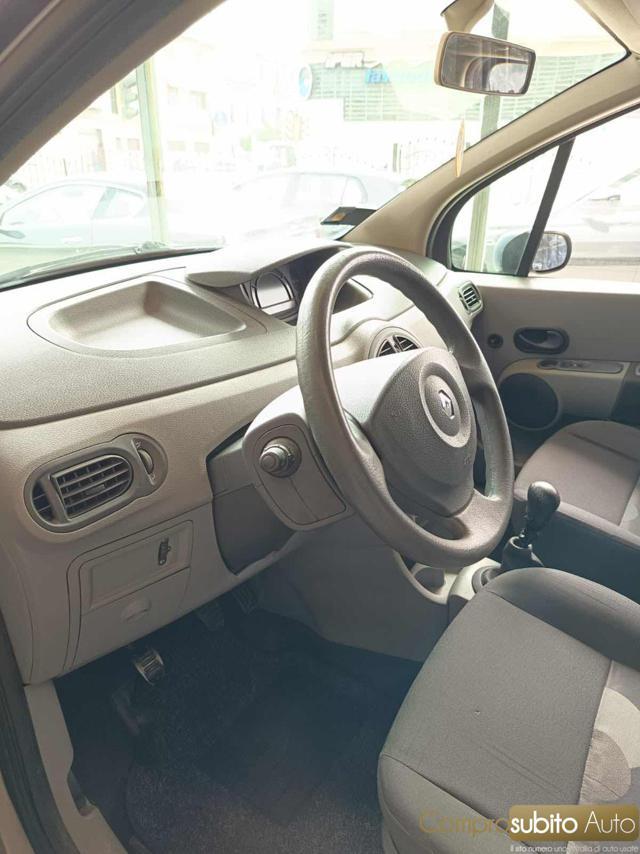 RENAULT Modus 1.2 16V Confort Dynamique