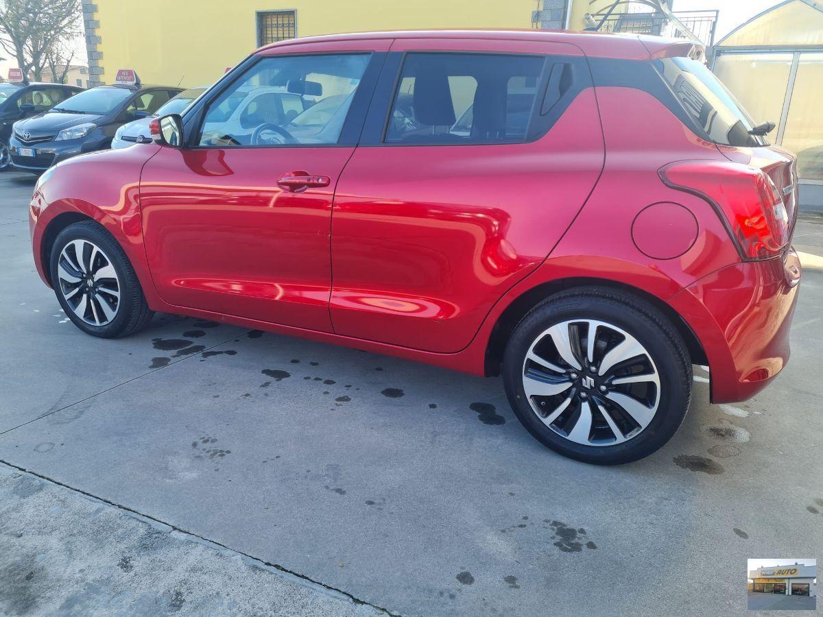 SUZUKI Swift 1.2 Hybrid Top