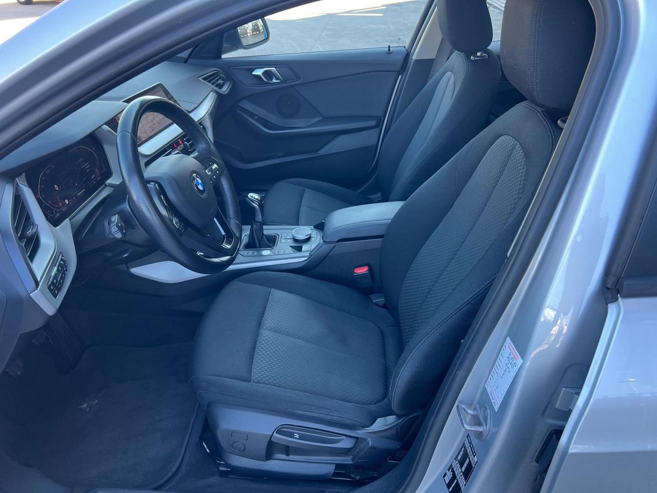 BMW 118i Business Advantage 140cv FINANZIABILE