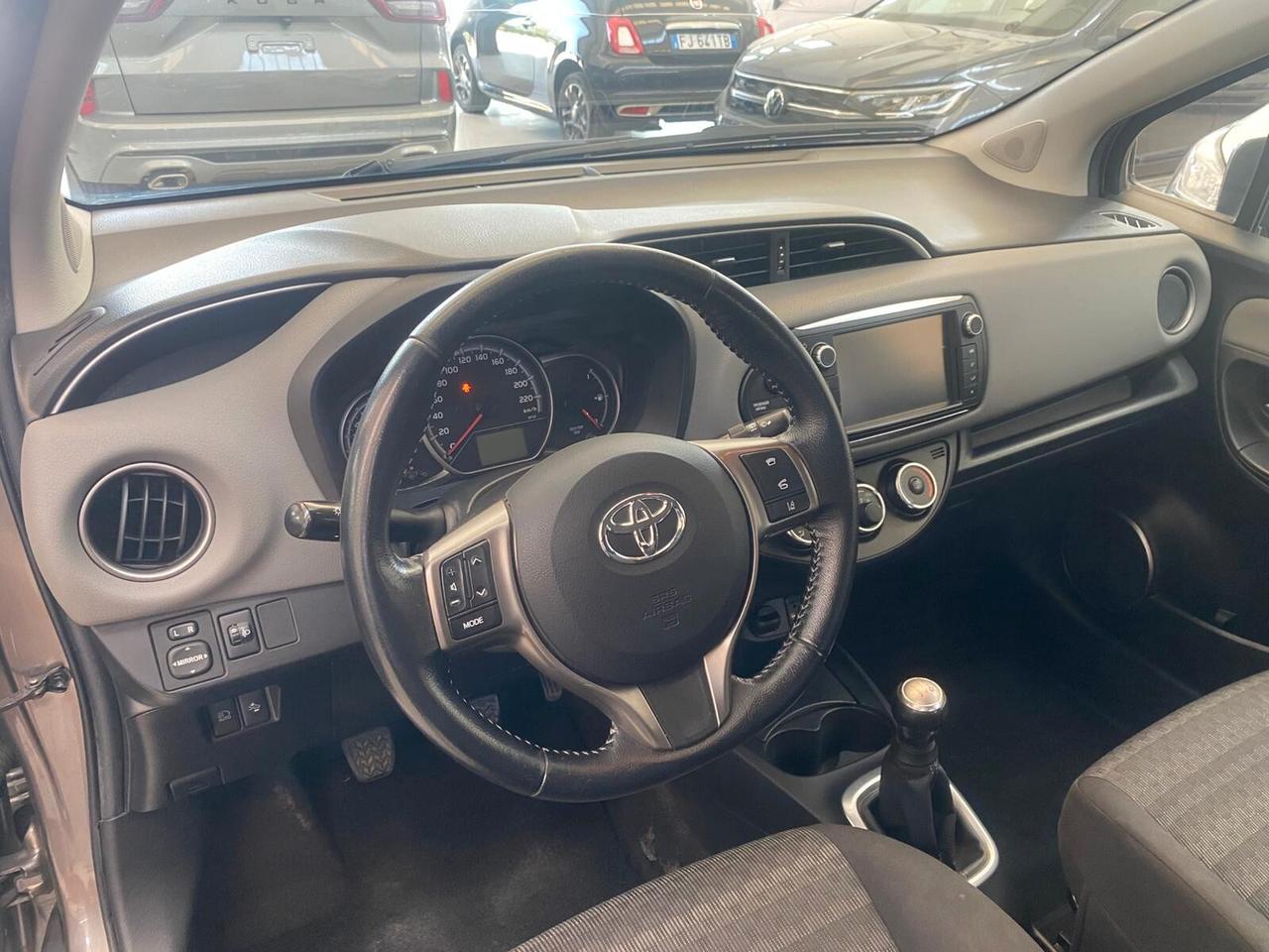 Toyota Yaris 1.0 5 porte Active