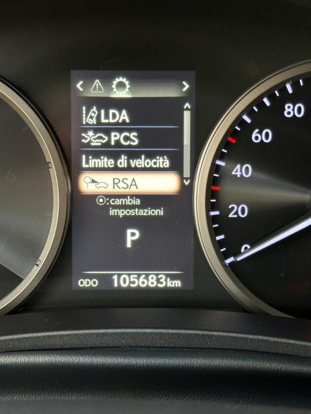 LEXUS NX 300 Hybrid 4WD Luxury - 18" - Camera - Pelle nera