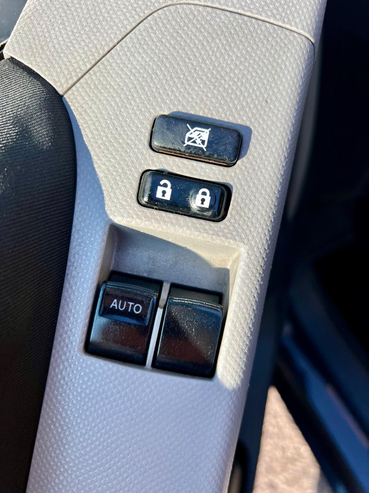 Toyota Yaris 1.0 benzina OK NEOPATENTATI