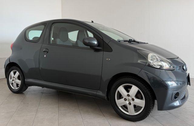 TOYOTA Aygo 1.0 12V VVT-i 3 porte Sol