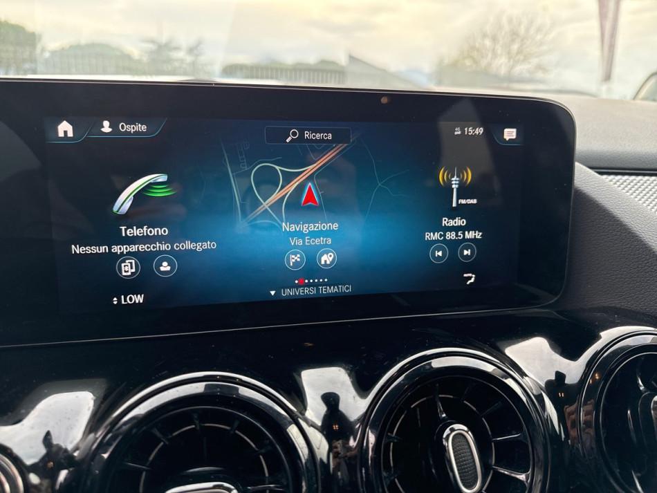 Mercedes GLA 180 180 D Business Extra 8G-DCT