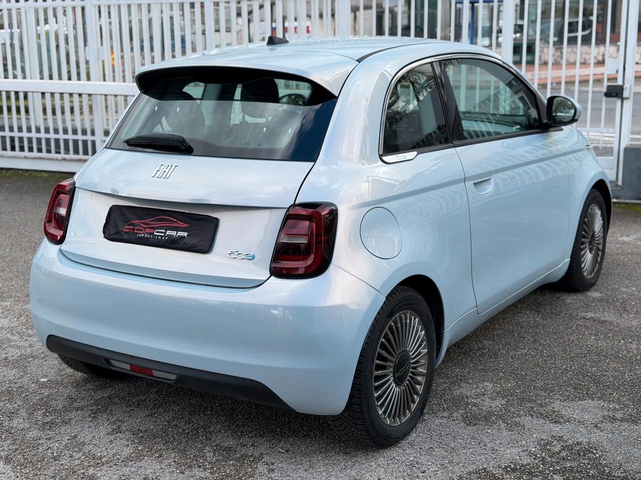 Fiat 500e Berlina 42 kWh Icon NAVI