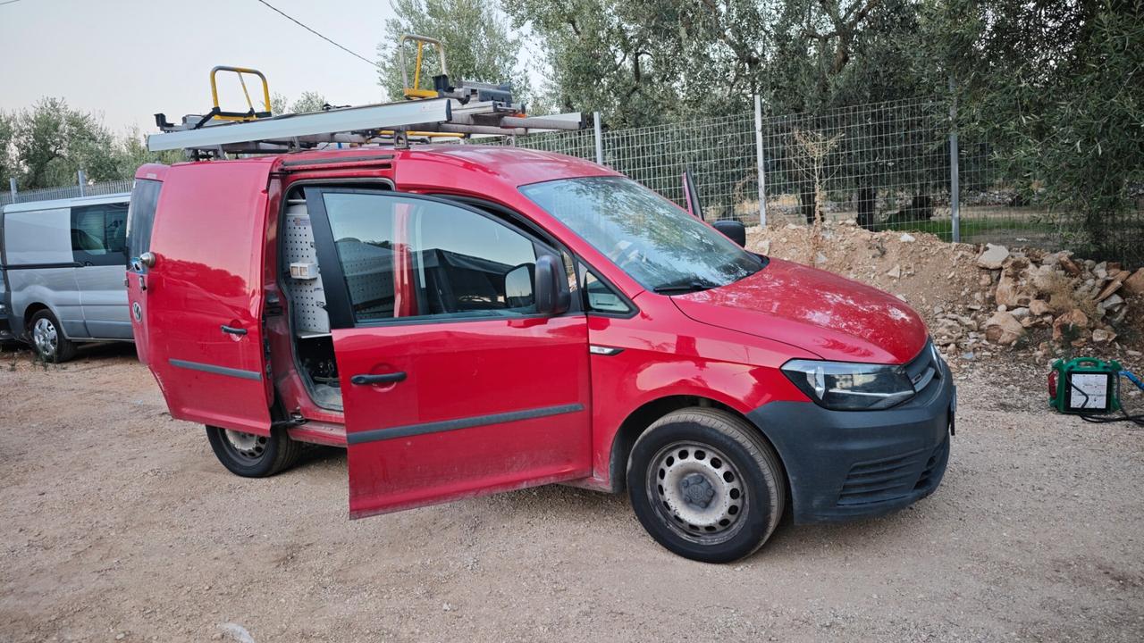 Volkswagen Caddy 2.0 tdi 122cv 4motion iva compresa