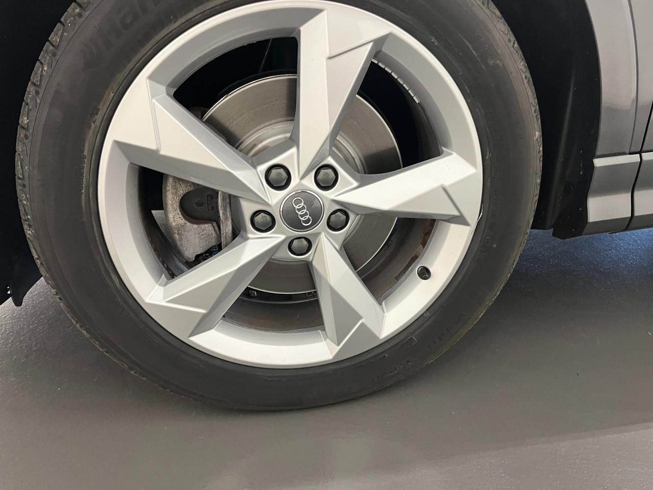 AUDI Q3 40TDI S-TRONIC QUATTRO S-LINE EDITION