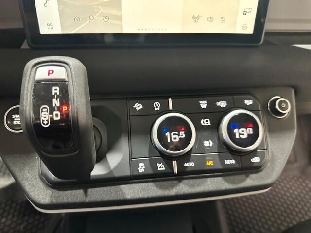Land Rover Defender 110 3.0D I6 200 CV AWD Auto SE