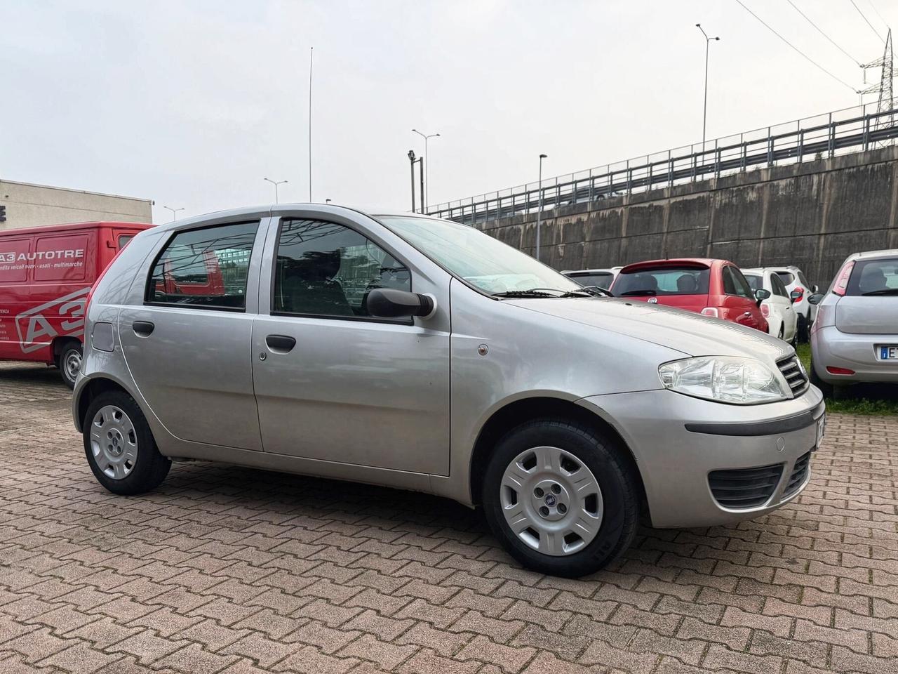 Fiat Punto 1.2 5 porte OK NEOPATENTATI
