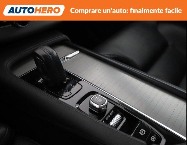 VOLVO XC90 B5 (d) AWD Geartronic 7 posti Momentum Pro
