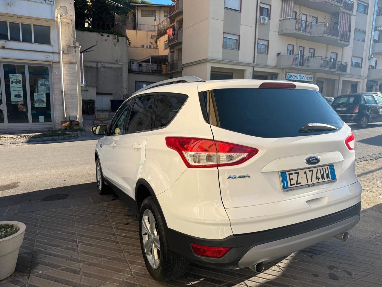 Ford Kuga 2.0 TDCI 120 CV S&S 2WD Titanium