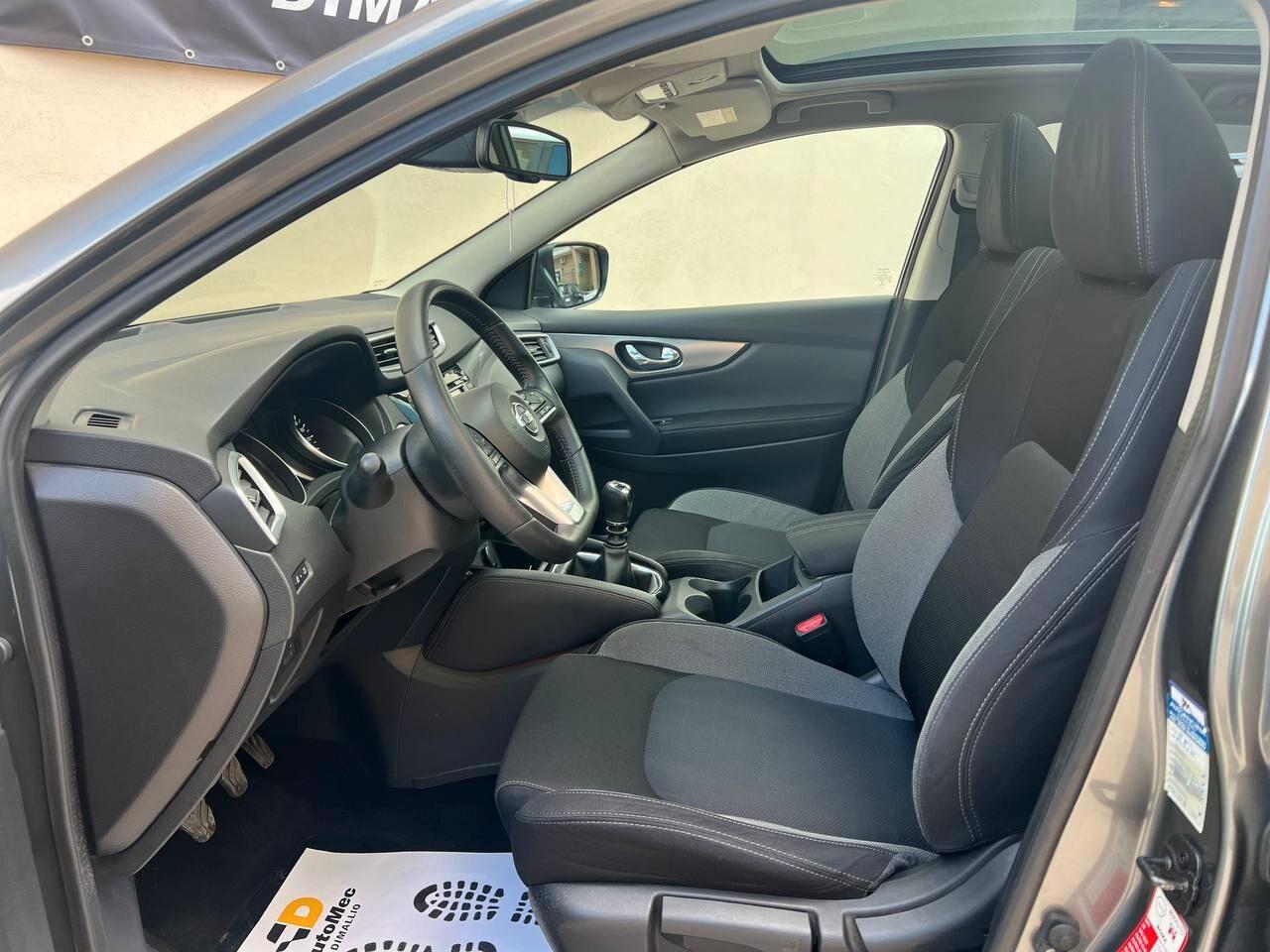 Nissan Qashqai 1.5 dCi N-Connecta