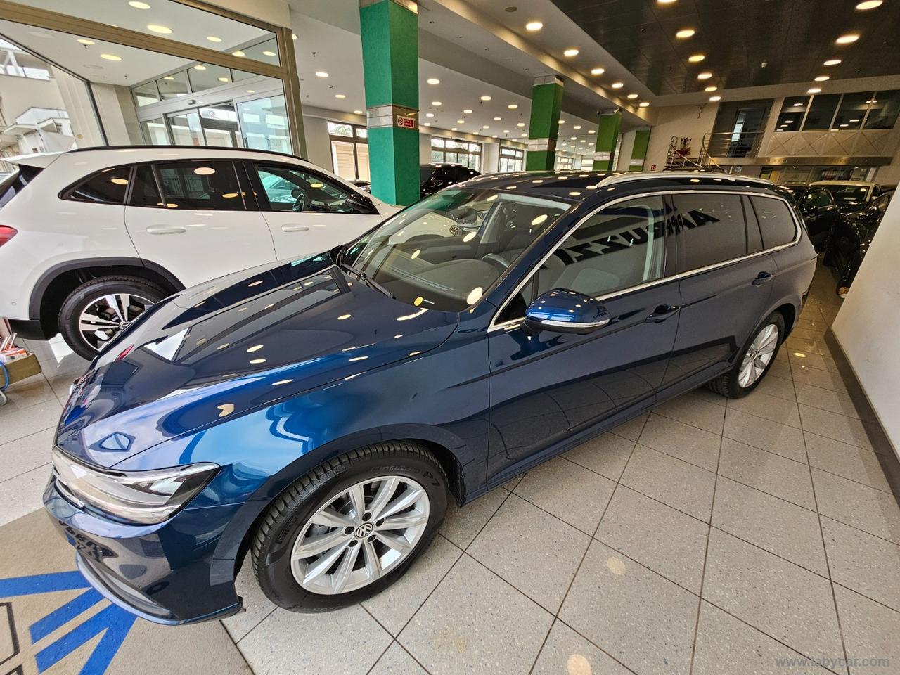 VOLKSWAGEN Passat Var. 1.6 TDI DSG EVO Business BMT