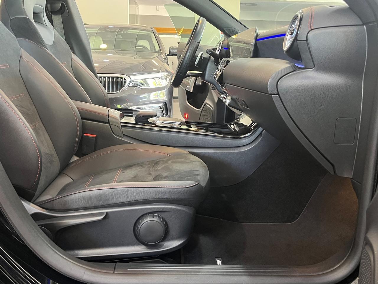 Mercedes CLA 200 d Automatic Premium 12.000 KM