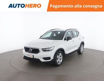 VOLVO XC40 T2 Geartronic Momentum Core