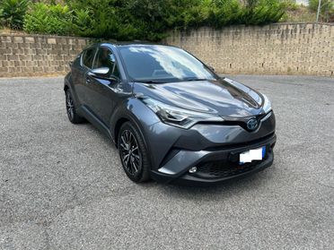Toyota C-HR 5 Porte C-HR 1.8h Lounge 2wd e-cvt my18