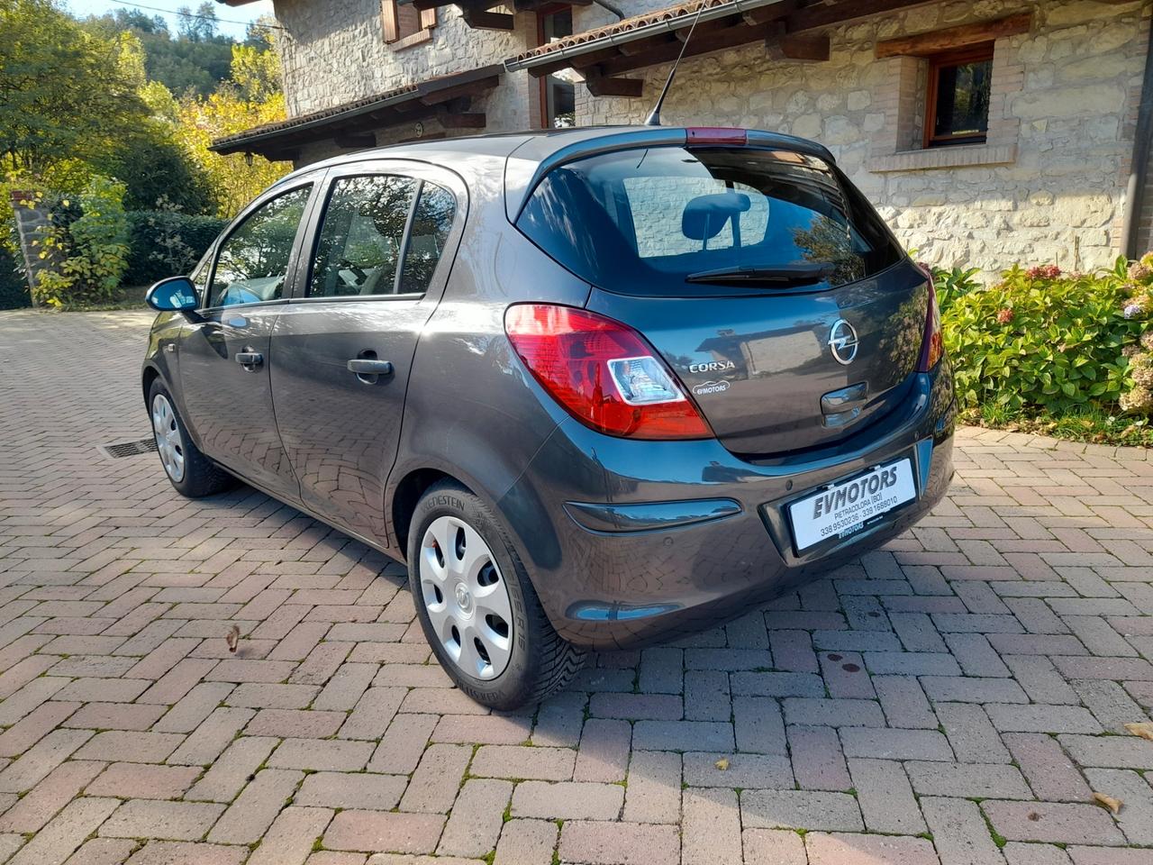 Opel Corsa 1.4 16V 5 porte Elective - 01/2012 Cambio auto. SOLO PER COMMERCIANTI