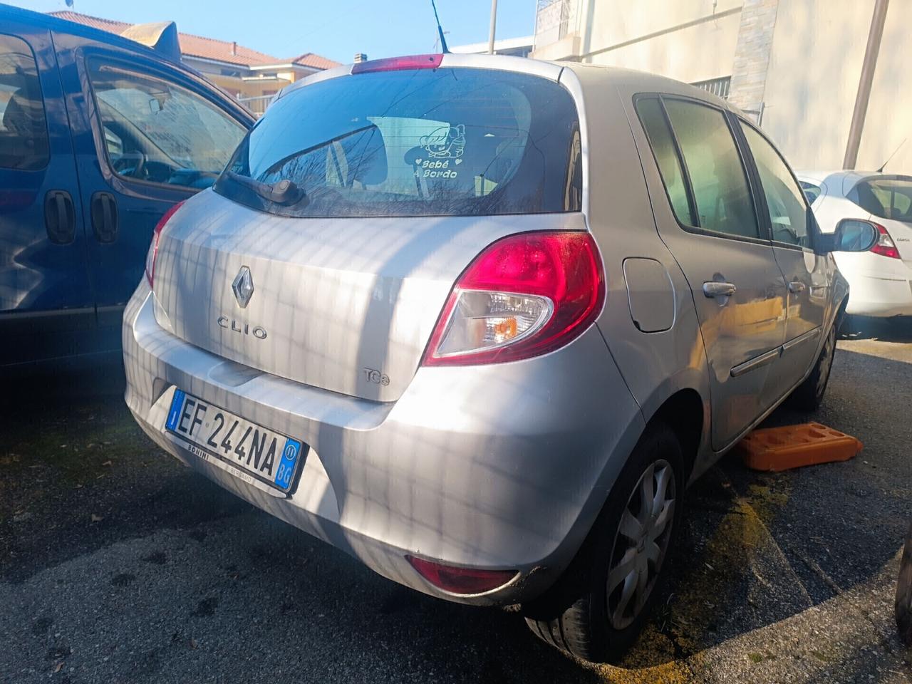Renault Clio 1.2 TCE 100CV 5 p Yahoo! 112.000KM