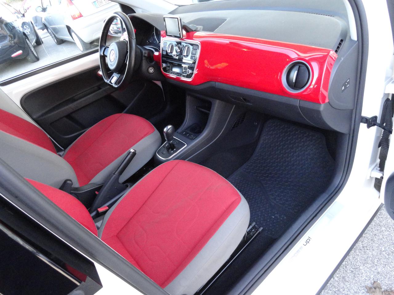 Volkswagen up! 1.0 75 CV 5p. cross