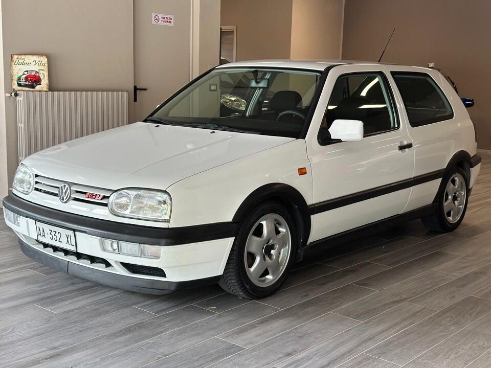 Volkswagen Golf GTI 2.0 16v 3p - ASI CRS