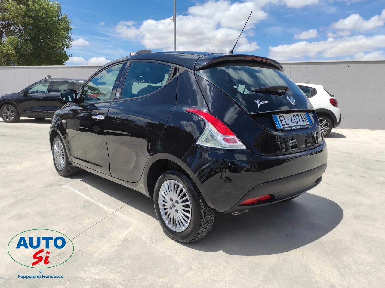 Lancia Ypsilon 1.2 Benz/GPL - 69cv NEOPATENTATI