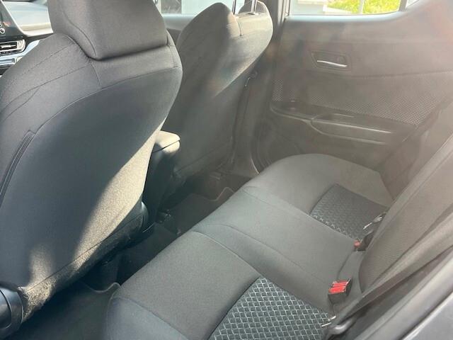 Toyota C-HR 1.8 Hybrid E-CVT Business