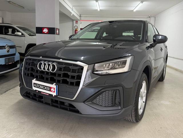 AUDI Q2 30 TFSI Business
