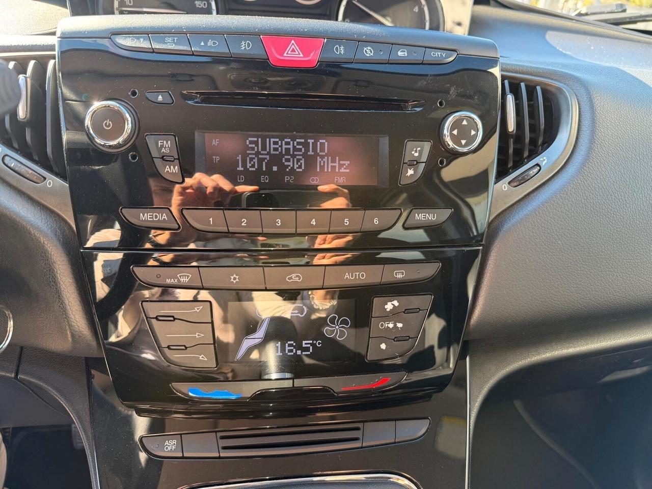 Lancia Ypsilon 1.3 MJT S&S GOLD PERFETTA AFFARE