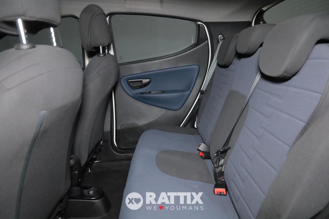 Lancia Ypsilon 1.0 Firefly Hybrid 70CV Platino