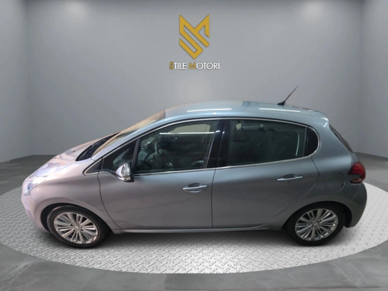 Peugeot 208 1.2 Benzina StileMotori