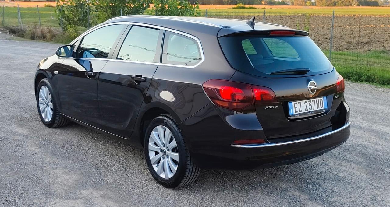 Opel Astra 1.6 CDTI 136CV EcoFLEX S&S Sports Tourer Cosmo
